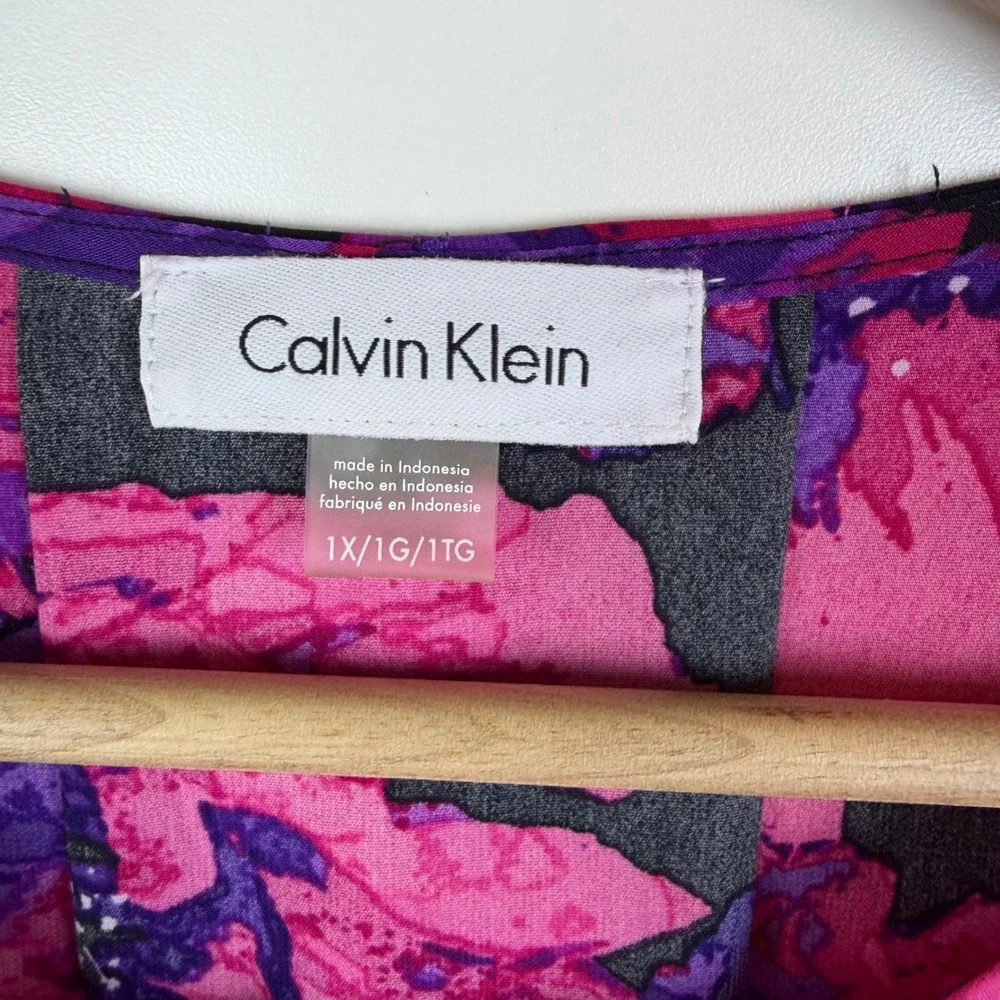 Calvin Klein Floral Blouse Size 1X Office Career Date Night Bold Bloomcore Comfy